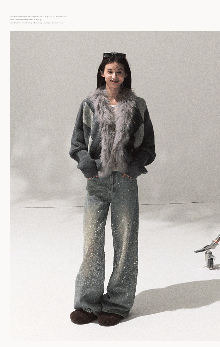 OAKMOO "Tangible Gift" - Women's Loose Cardigan with Raccoon Collar, Thick and Warm Coat.