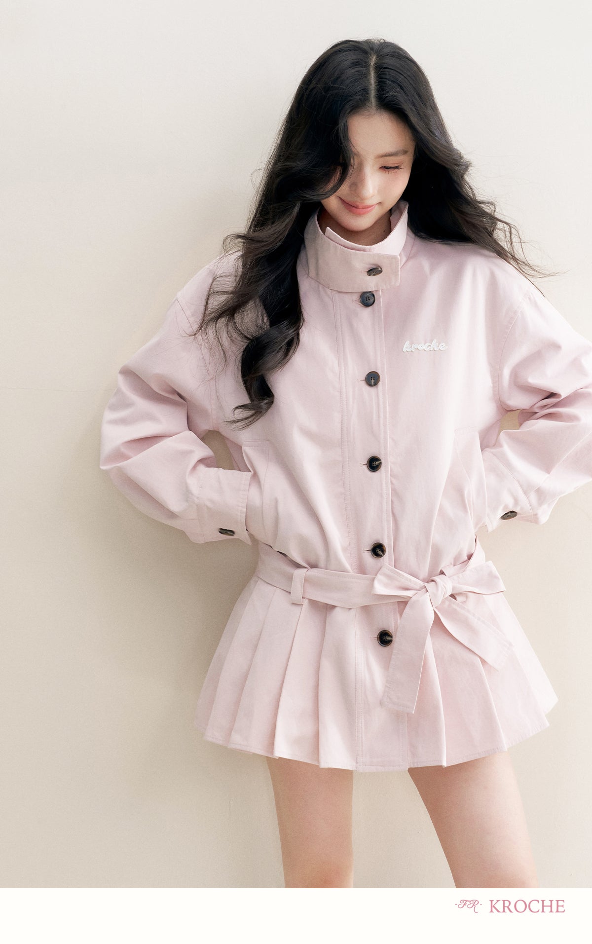 KROCHE 25aw Geek Chic cotton trench coat with stand collar and appliqué embroidery