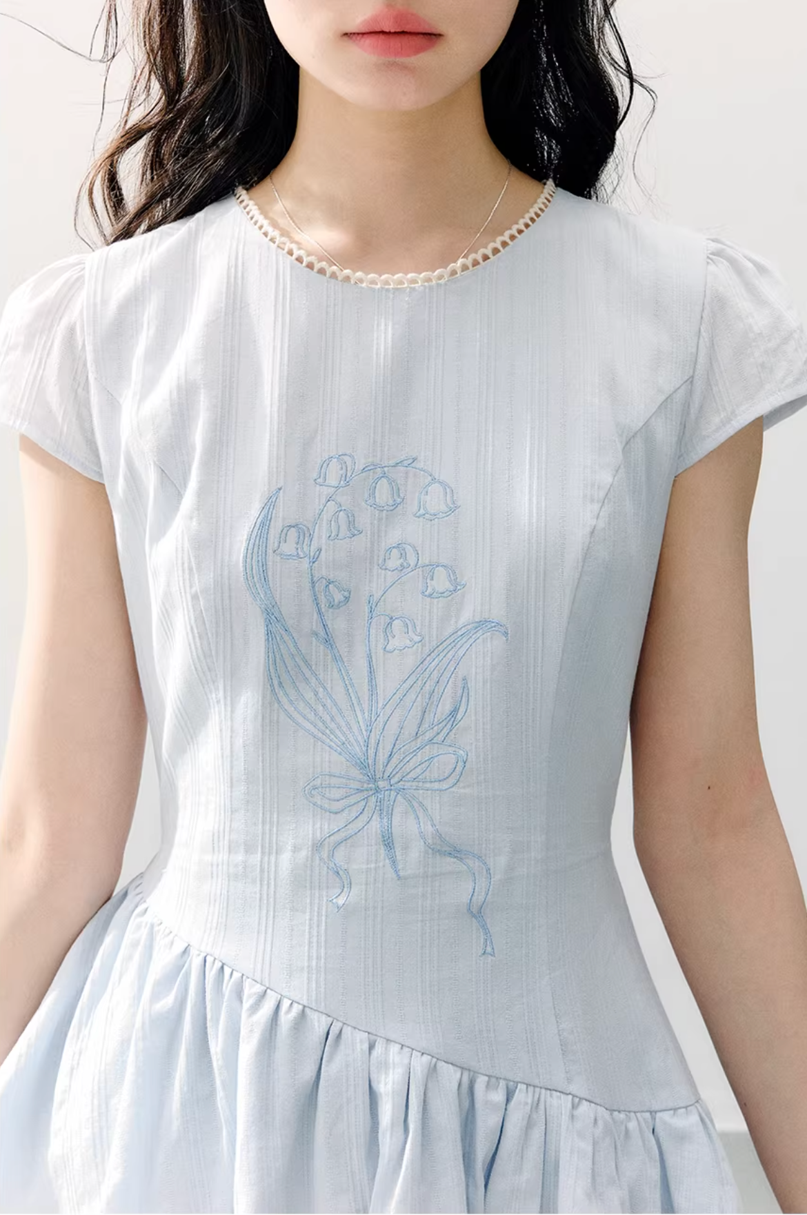 ANNATTO ANNATTO blue lily-of-the-valley short-sleeved dress with embroidered details, ruffle hem and fitted waist