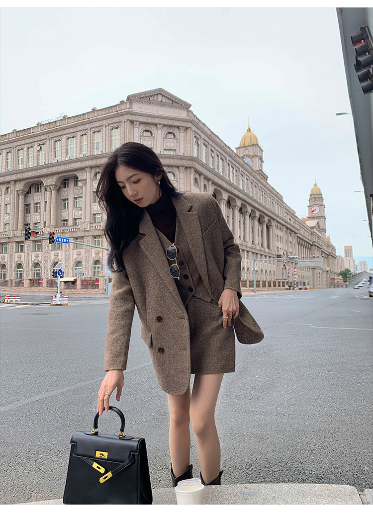 Mulvan classic brown wool tweed vest for women autumn and winter high quality loose fit herringbone pattern