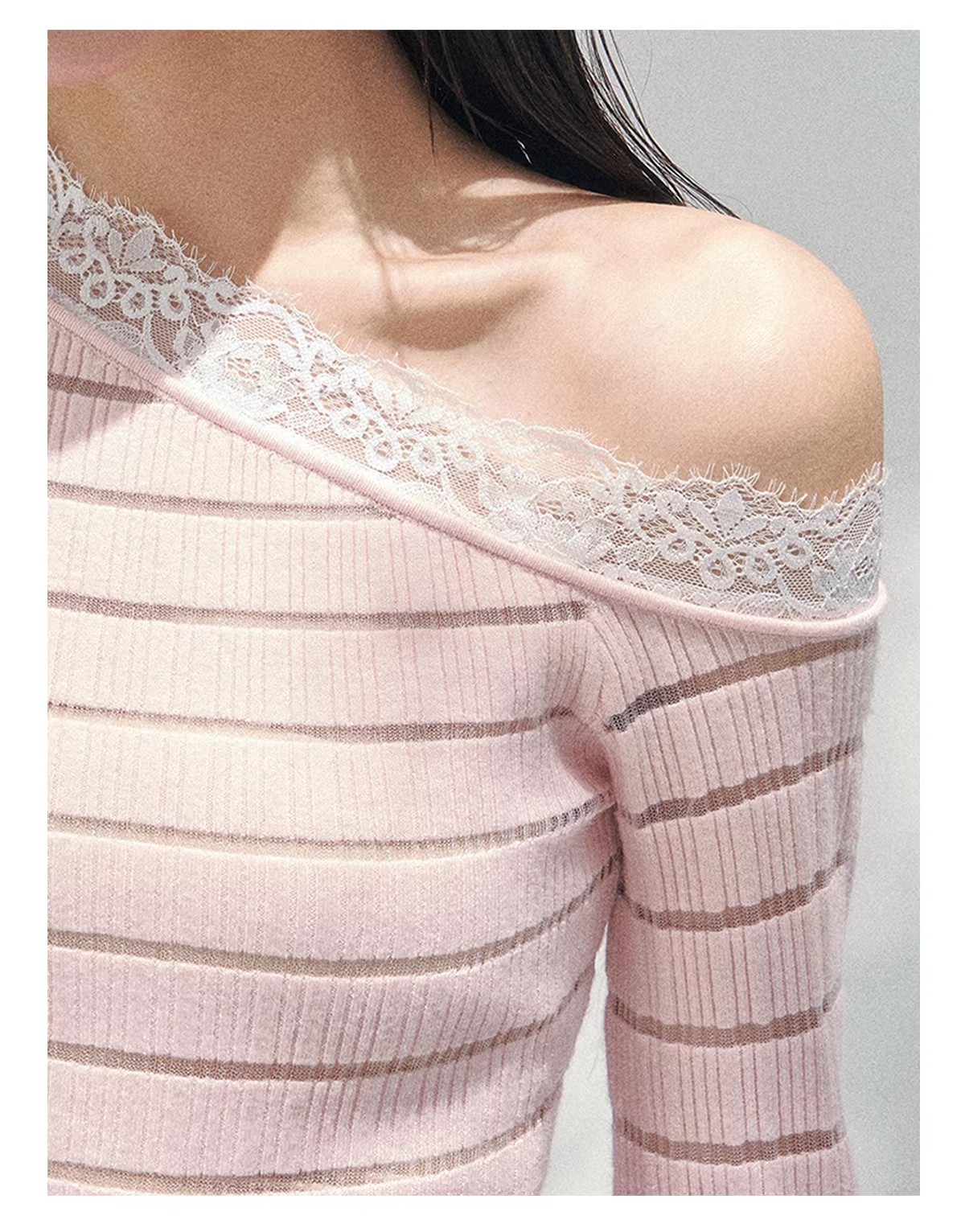 SHAOYEYAN Women's long-sleeved, off-the-shoulder knitted lace top with "Gentle Gaze" pattern, a pure and charming spring top.