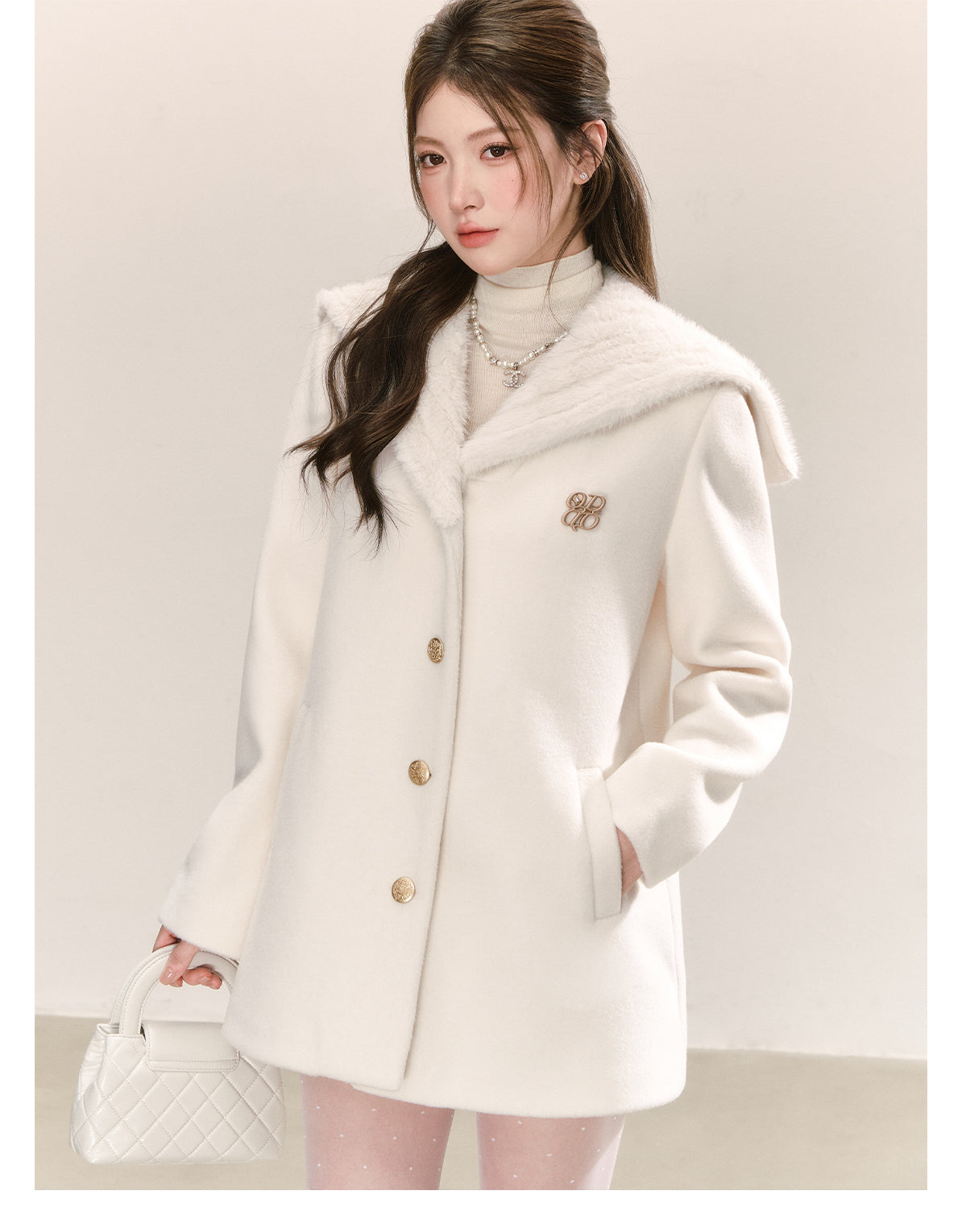 QDQD Mid-length A-line wool coat, sailor collar, padded lining and belted waist, perfect for fall and winter.