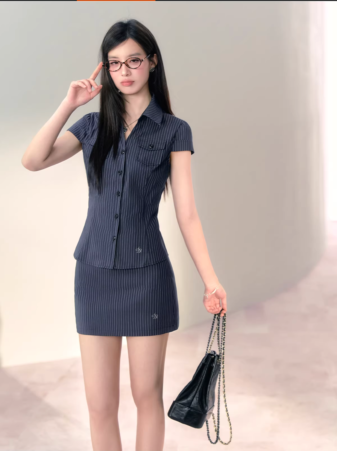 ANDYET AD1 Cool and sophisticated style, X-shaped shirt and pencil skirt set