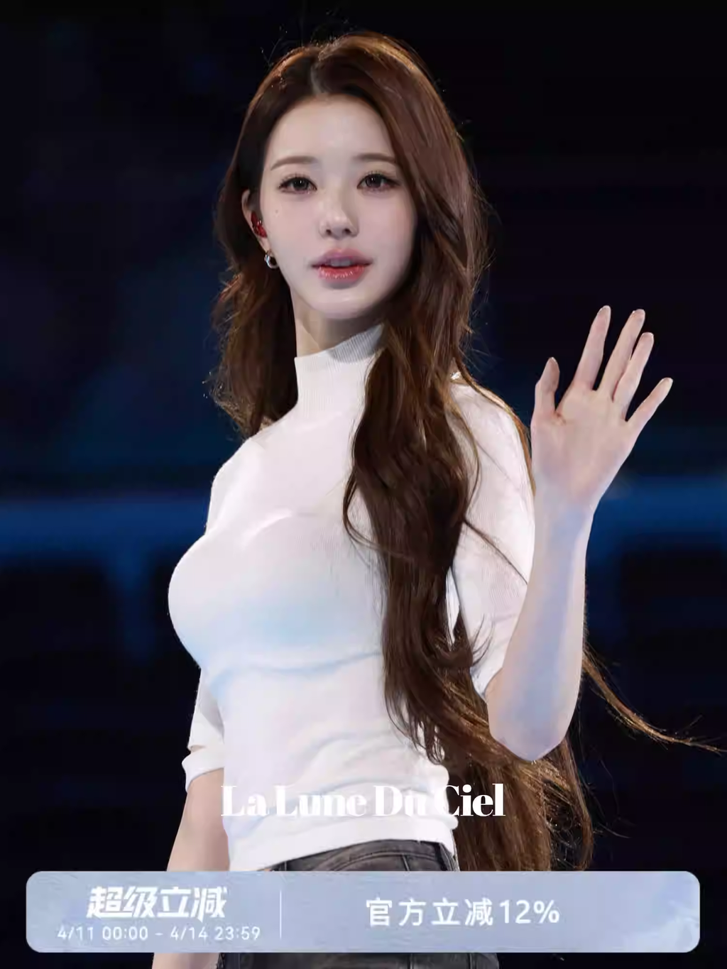 LaluneDuCiel [Truong Nguyen Anh's style] High-neck sweater for women, solid color, flattering.
