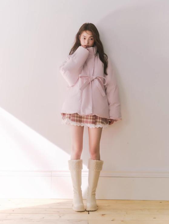 RECIT RECIT women's thick winter short coat with cherry blossom pink bow design, 90% white duck down.