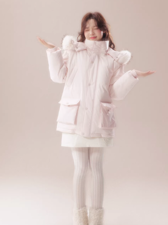 AOORAA [Extremely cold collection] 90% white goose down jacket with three-layer waterproof DuPont fur collar "Warm winter in the land of white snow"