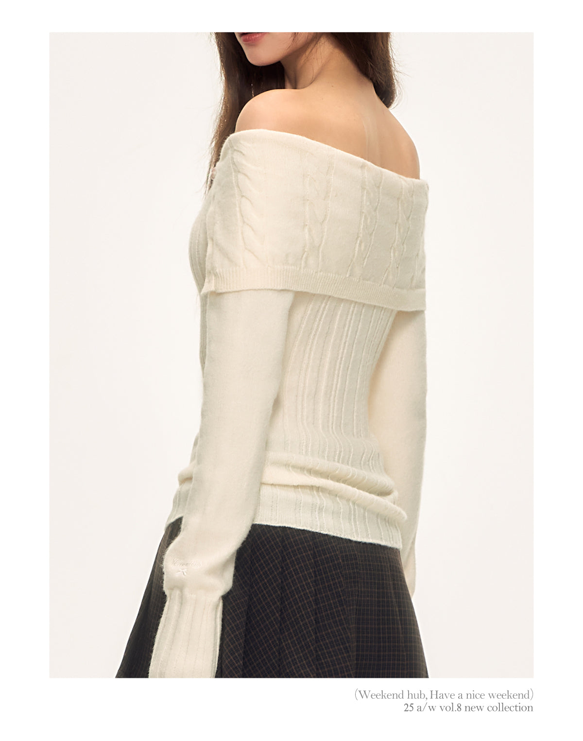 WeekendHub Women's Autumn Winter Premium Off-the-shoulder Long Sleeve Knitted Sweater Apricot Slim Fit Inner Sweater
