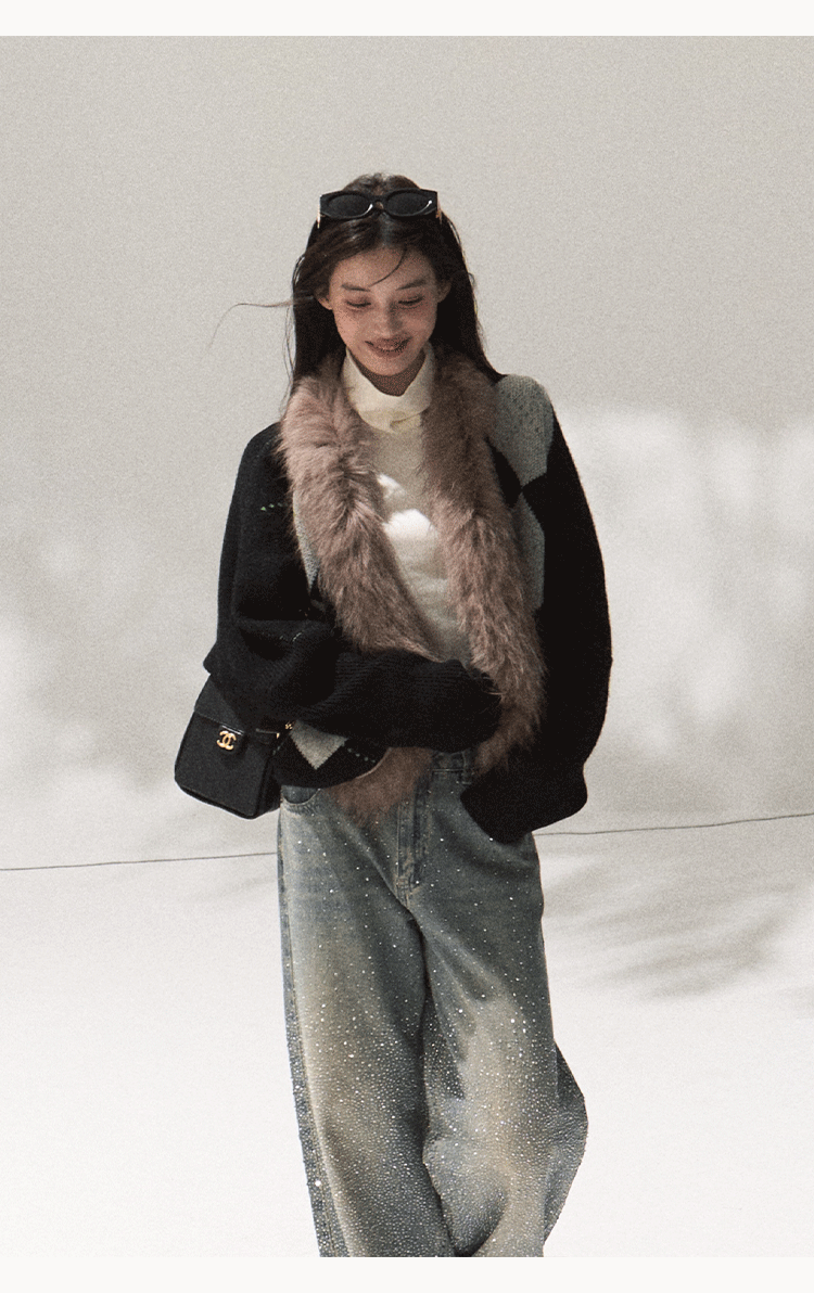 OAKMOO "Tangible Gift" - Women's Loose Cardigan with Raccoon Collar, Thick and Warm Coat.