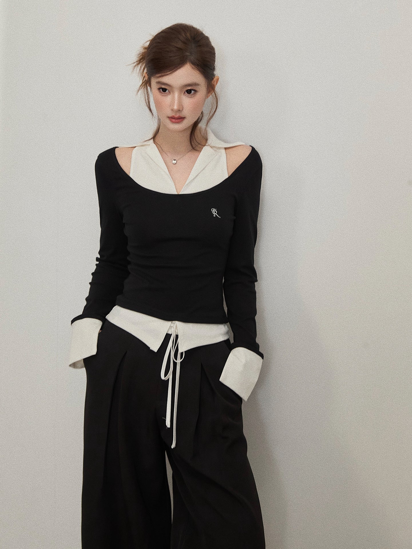 Women's Fall Design Two-Piece Tight Long Sleeve T-Shirt, Slim Waist and Easy to Match Therous