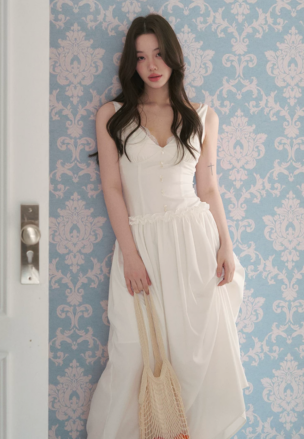 LaluneDuCiel Wide lace push-up tank top, summer style, brings pure, seductive beauty.
