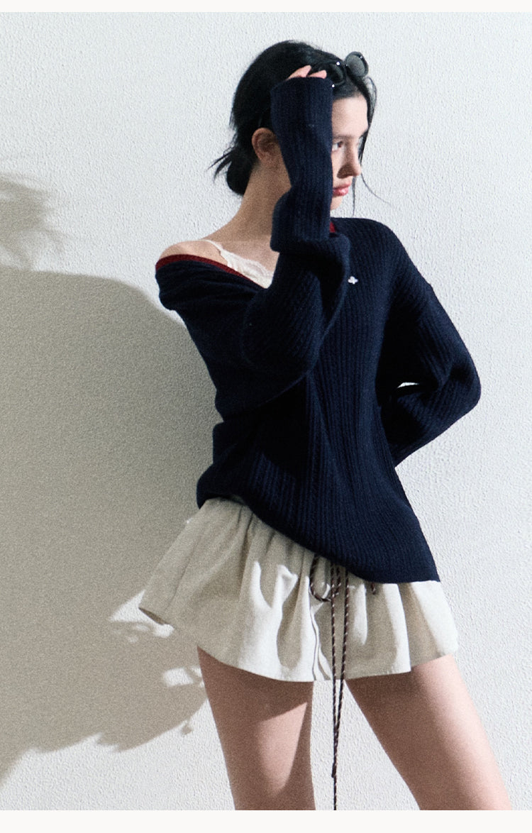 OAKMOO "The River Crossed Me" - Fashionable V-neck knit sweater, perfect for everyday wear and work.