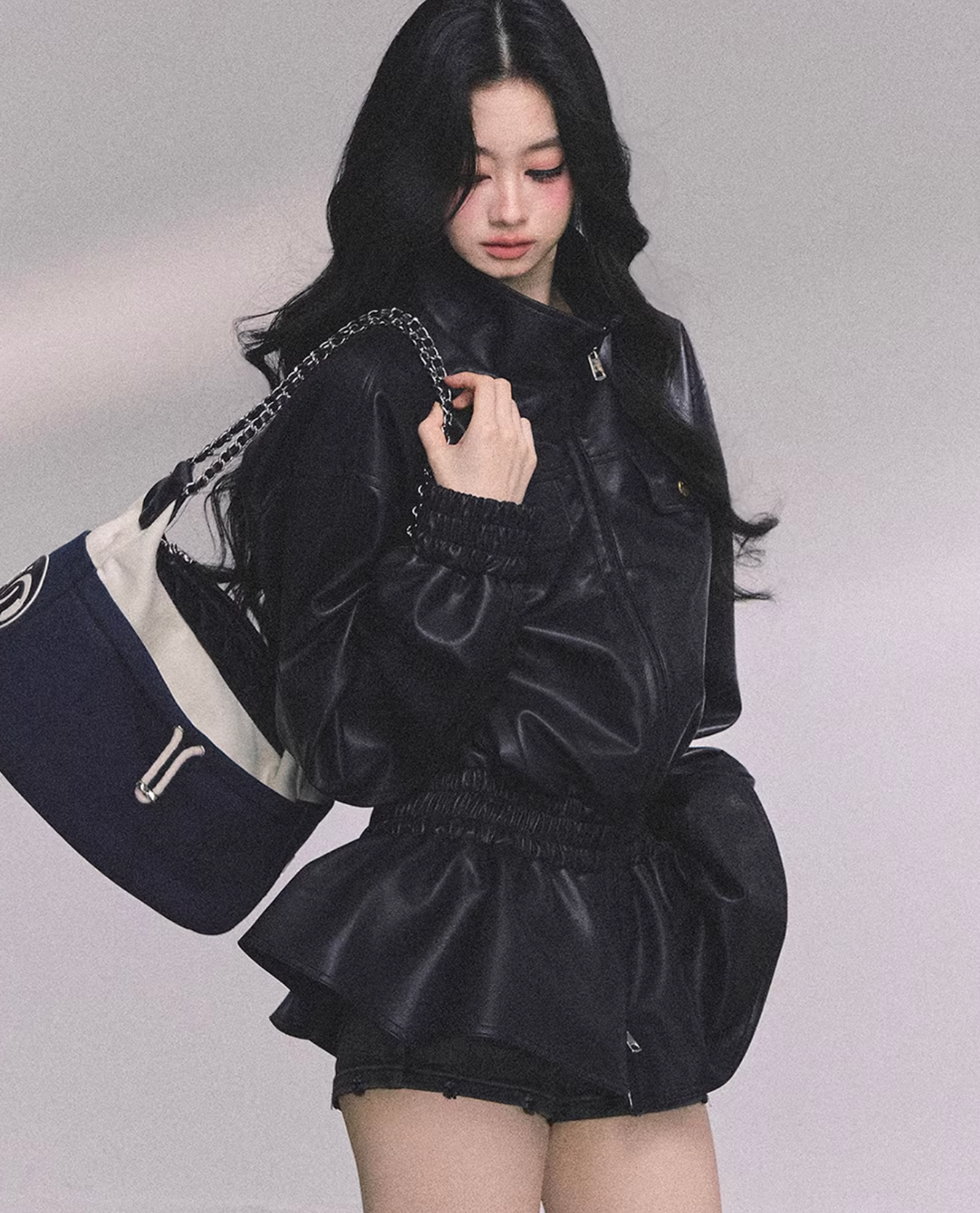 SHAOYEYAN AOMALM's fashionable and stylish "Ethiopian Wilderness" PU leather jacket for women.