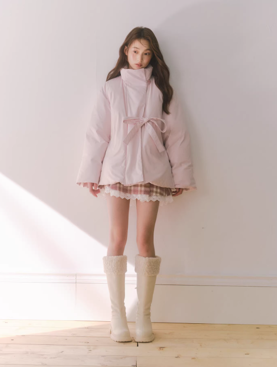RECIT RECIT women's thick winter short coat with cherry blossom pink bow design, 90% white duck down.