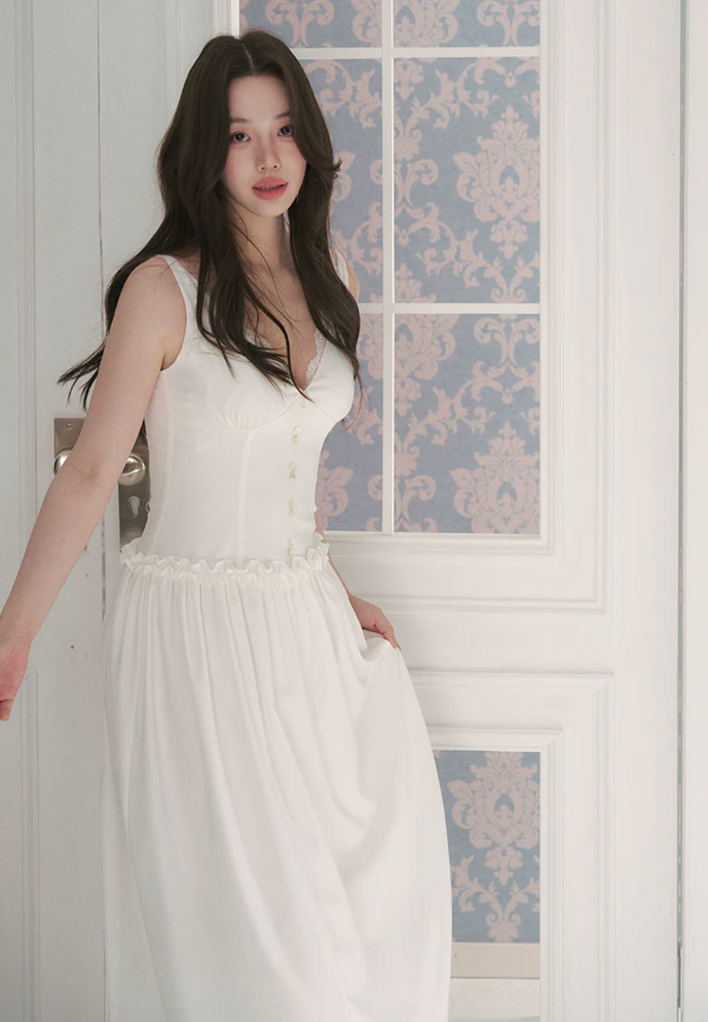 LaluneDuCiel Wide lace push-up tank top, summer style, brings pure, seductive beauty.