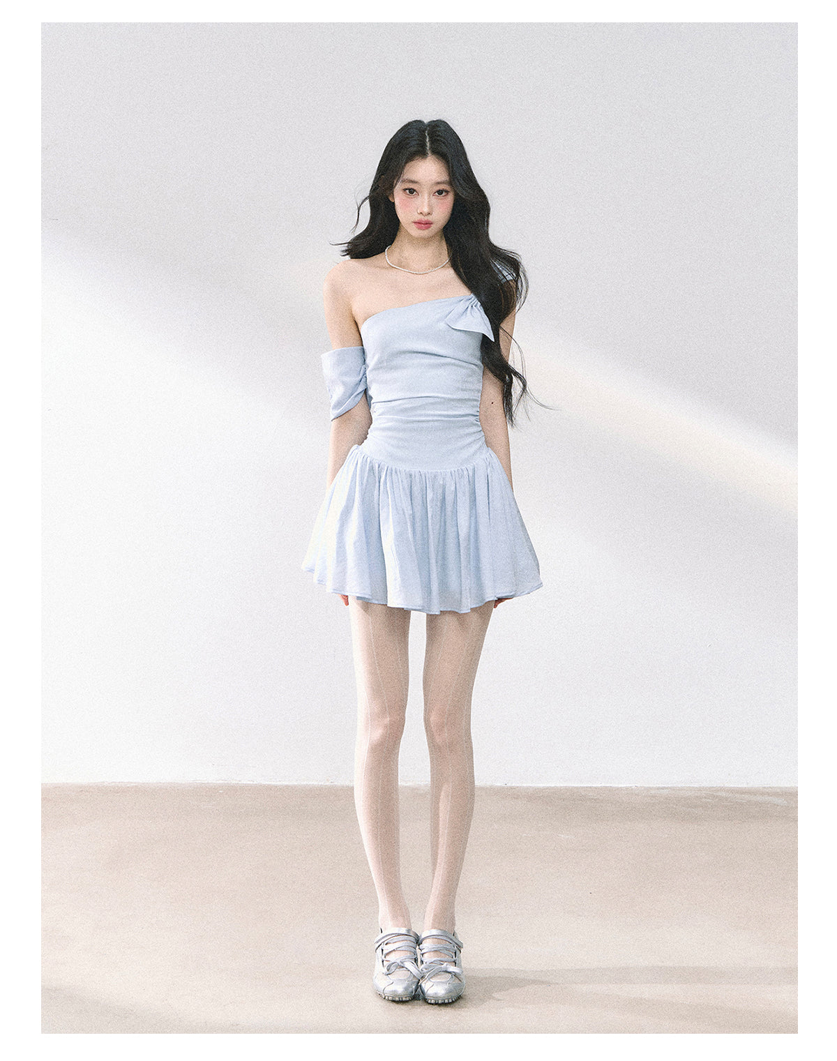 Women's Summer French Style High Quality Off-the-Shoulder Dress with Slim Waist and Short Skirt in Blue Shaoyeyan