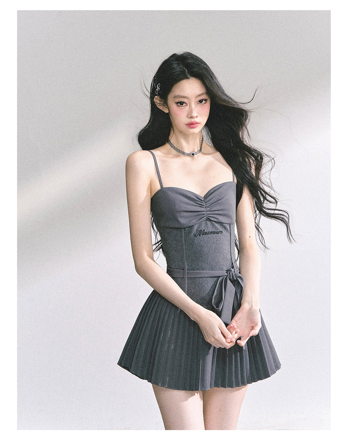Bold royal idol style dress with straps for women summer slimming puffy and short skirt Shaoyeyan