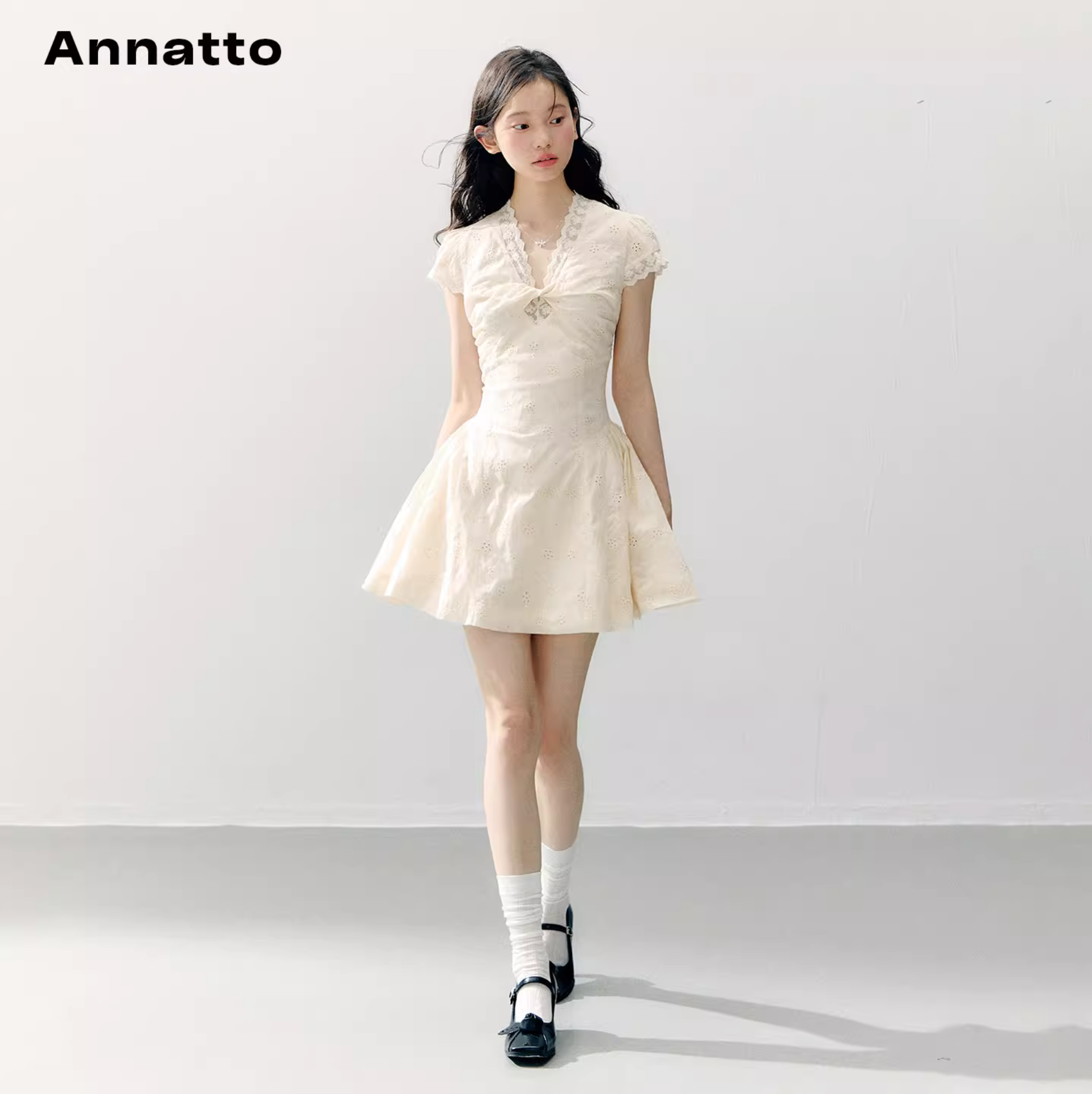 ANNATTO A-line dress, slim waist, V-neck, lace trim, inspired by Jasmine Moss