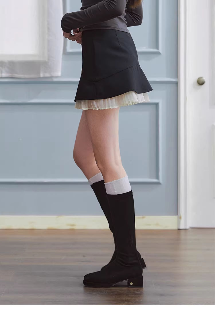 LaluneDuCiel Sea Island Waves: Irregularly pleated midi skirt, light and sweet.