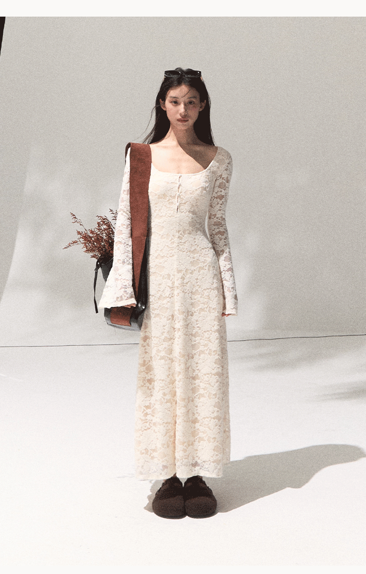 Oakmoo Warm Velvet Stretch Lace Dress