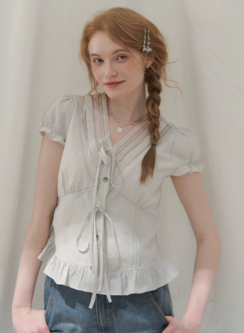 LOLOL "Summer Film Poem" puff sleeve t-shirt for women, short sleeves, slim waist, V-neck, lace design.
