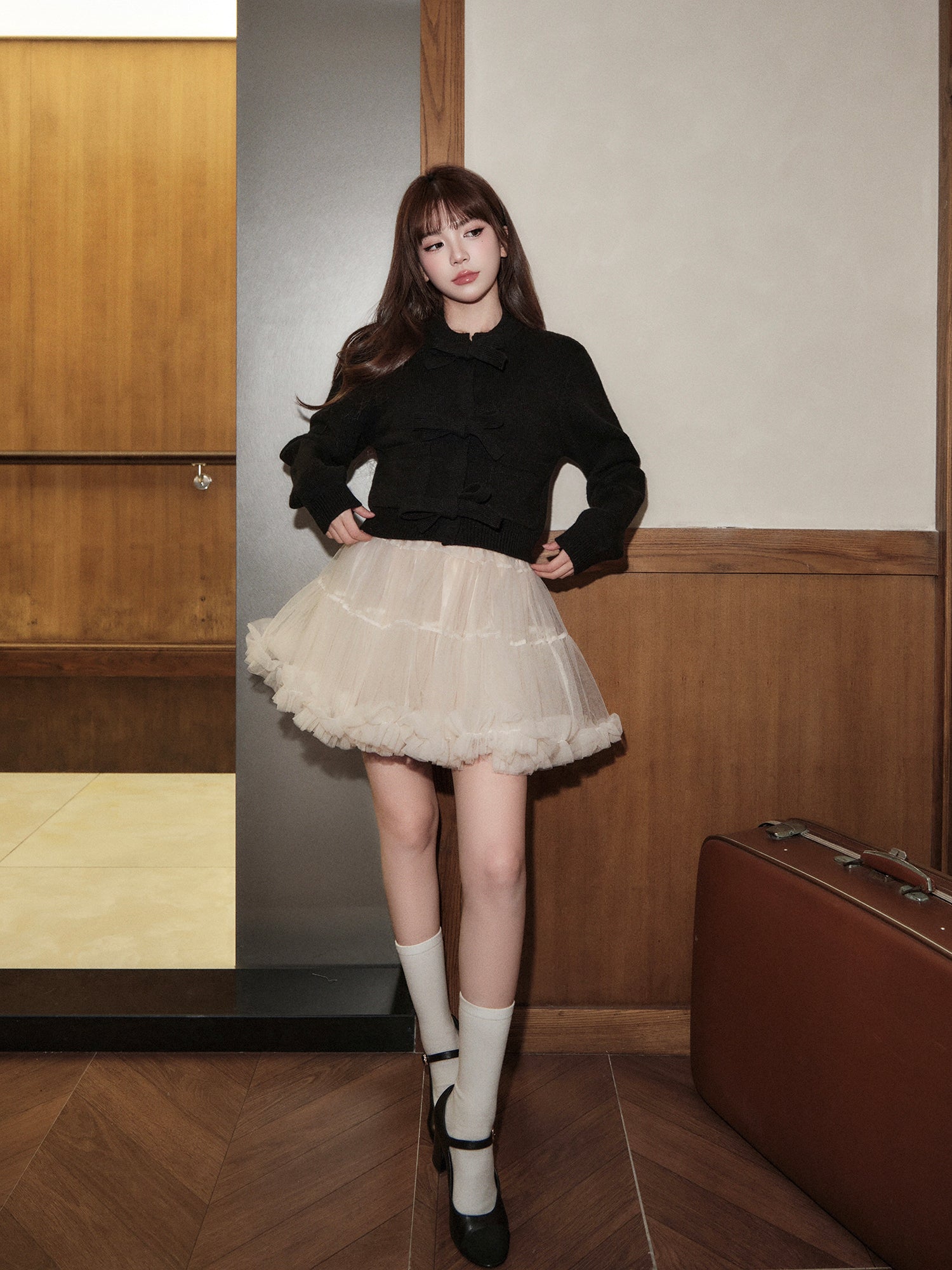 Avenement warm high quality Korean style long sleeve bow tie cardigan for women