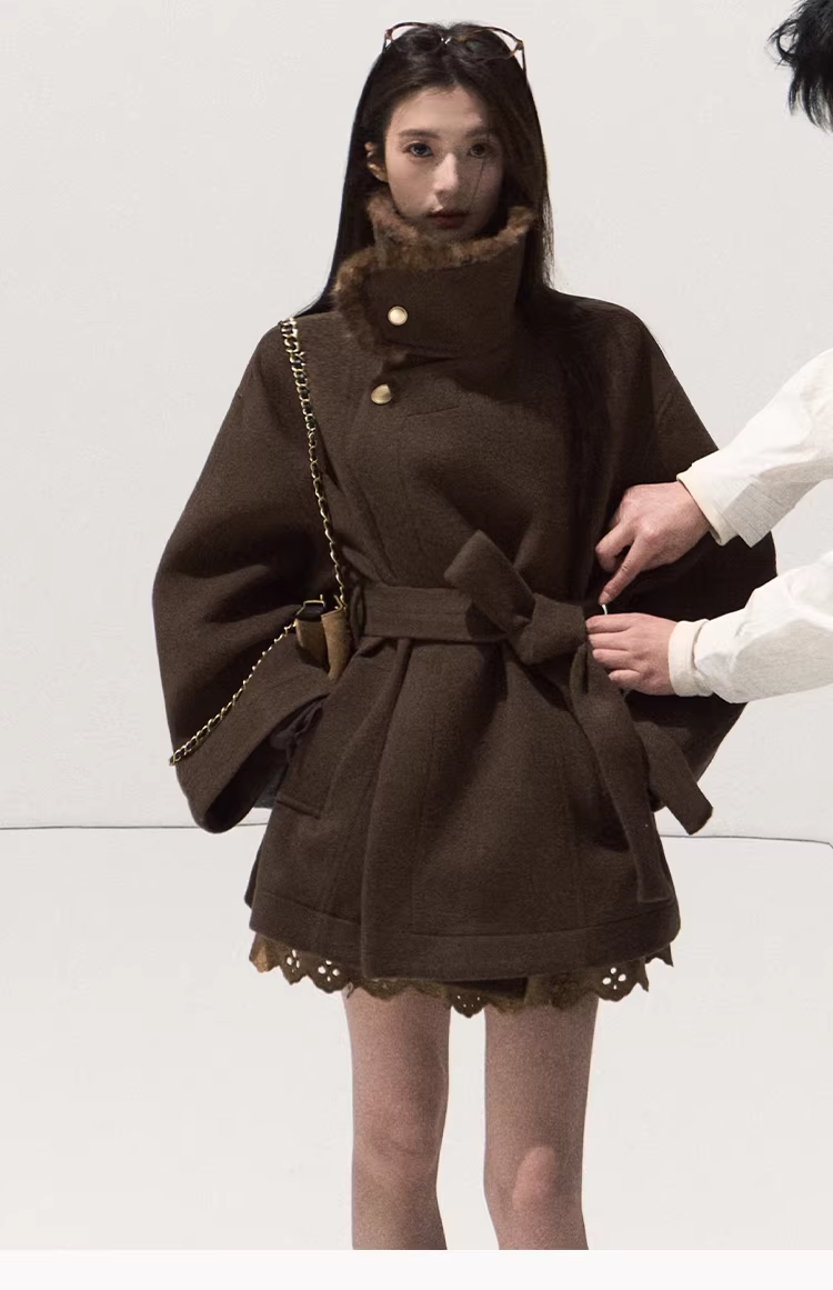 OAKMOO Brown wool jacket/short shirt with waist, stand collar, 100% mink fur material, mink fur collar, wool material, style "The passionate scent of flowers".