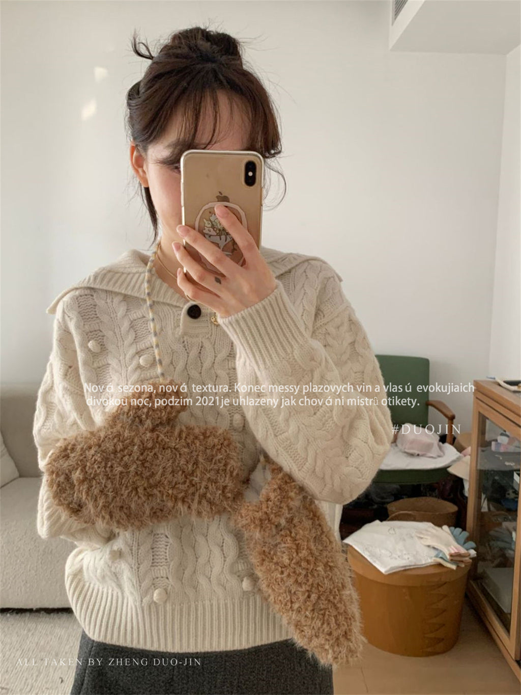 2024 new Korean style full coverage velvet gloves for women, Thick winter gloves with laces, suitable for cycling, skiing, windproof and warm.